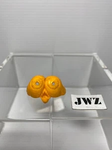 RARE vintage GHOSTBUSTERS YELLOW EYE GHOST FIGURE from ECTO PLAZM SLIME - Picture 1 of 5