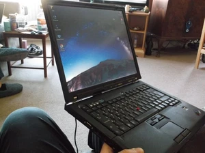 Thinkpad T60 Laptop 15 inch - 1.83 GHz Core Duo 2GB RAM 128GB SSD DVD - Classic! - Picture 1 of 16