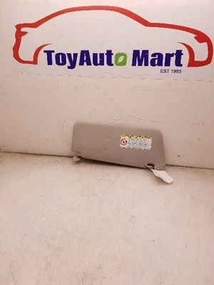 04-06 SCION XB 1.5L TRACCIÓN DELANTERA EN EL LADO DEL CONDUCTOR PARASOL DELANTERO  Foto 1 de 4