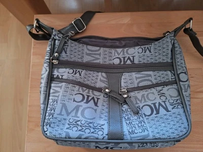 M.C. Damen Umhängetasche - Bild 1 von 4