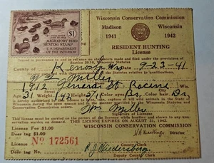 1941–1942 Wisconsin Resident Hunting License Card RW8 $1 Federal Duck Stamp - Picture 1 of 2