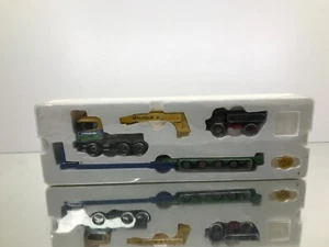 CORGI CC12210 SCANIA LOW LOADER + THAMES TRADER WH MALCOLM -1:50- GOOD IN BOX - Picture 1 of 7