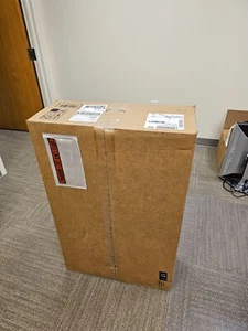 Dell Poweredge R240 | Xeon E-2244G 3.80GHz CPU | 8GB RAM | 1TB + 480GB SSD SATA - Picture 1 of 8
