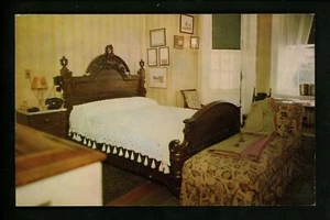 Interiors postcard Hyde Park New York NY Franklin D Roosevelt Bedroom - Picture 1 of 2