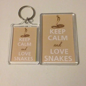 KEEP CALM AND LOVE SERPIENTES Llavero o Imán Nevera REGALO IDEA PRESENTE - Imagen 1 de 5