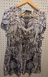 Apt 9 Blouse Top 2X Black White Floral Tunic - Picture 1 of 5