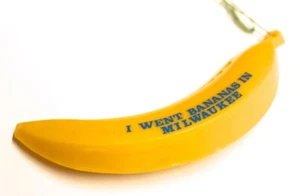 6" Vintage Souvenir I Went Bananas In Milwaukee Musical Banana Harmonica Toy - Picture 1 of 9