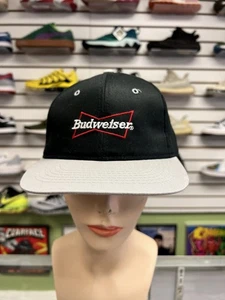 Vintage BUDWEISER Bierdeckel (verstellbarer Druckknopfverschluss) - Bild 1 von 8