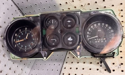 Velocímetro Pontiac Grand Prix y Grand Am Cluster Gauge 1973-1977 Foto 1 de 4