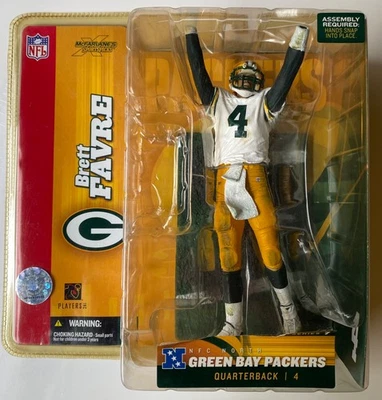 Lote de figuras Brett Favre McFarlane de Green Bay Packers serie 7 persecución y serie 4 Foto 1 de 4