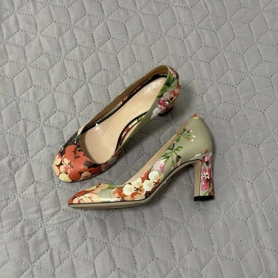 Подлинный Gucci многоцветный кожаный Bloom печать круглый носок насосы размер 36 - Изображение 1 из 4
