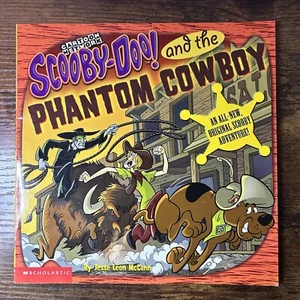 Scooby-doo And The Phantom Cowboy Paperback By McCann, Jesse Leon - Foto 1 di 9