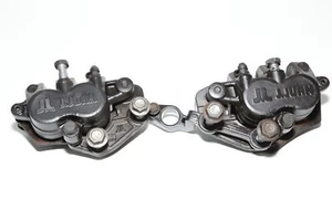 Juego de pinzas de freno delanteras 22-23 Cf-moto Cf650 Adventura par de pinzas OEM - Imagen 1 de 9