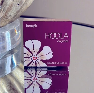 Benefit Hoola Original Powder Bronzer Sample - Image 1 of 3