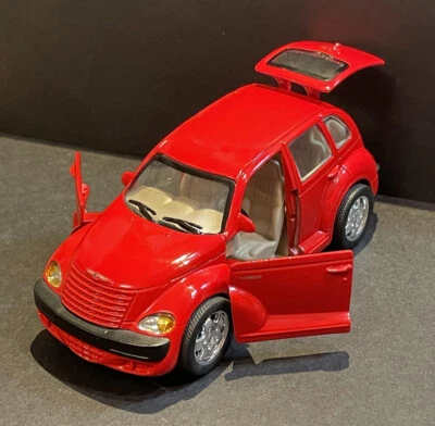 VTG 2000 Saico 1:34 Scale PT Cruiser Diecast Car Red DP5019 - Image 1 of 4