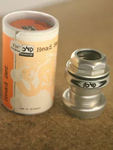 Retro Oldschool NOS NEW NIB ROND 1.1/8" inch silver mountainbike headset - Picture 1 of 4
