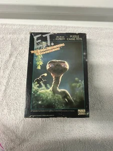 1982 E.T. Puzzle 60 Pieces 28X36 CM PARKER - Picture 1 of 6