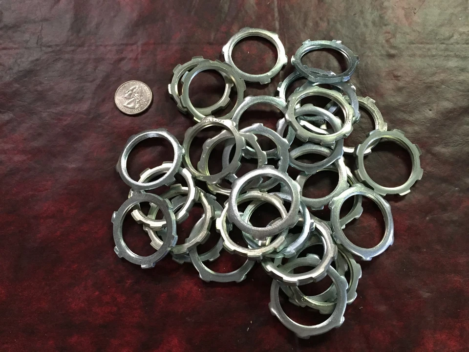 27PCS. - TUERCAS DE BLOQUEO DE 1" PARA CONECTORES DE CONDUCTOS O CABLES Foto 1 de 1