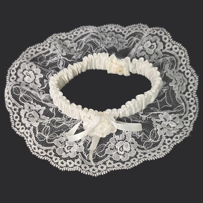 Lencería de boda de colección Victoria's Secret liga nupcial blanca satinada encaje flor moño Foto 1 de 4