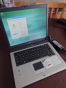 Acer TravelMate 4050, Windows XP Home , Pentium M 1.50GHz, 512MB RAM, 40GB HDD - Picture 1 of 9