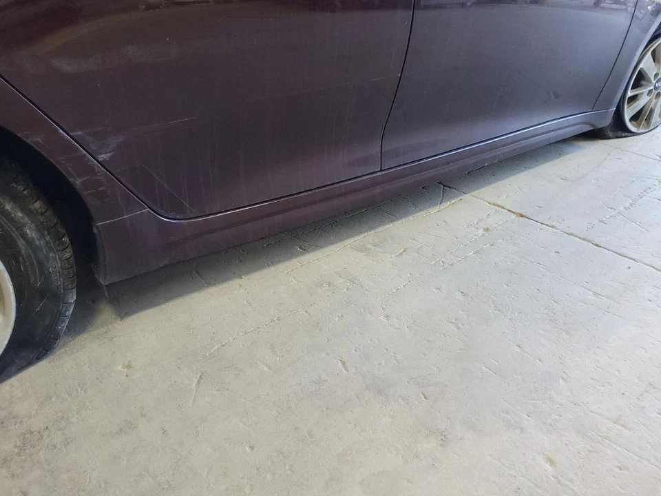 Passenger Side KIA OPTIMA 2018 Rocker Panel Moulding 504960 Foto 1 de 1