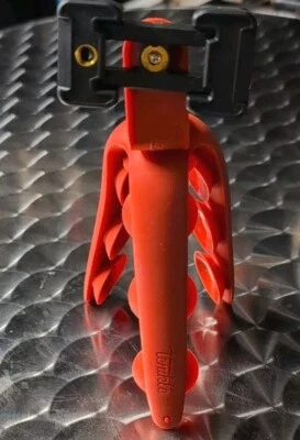 Tenikle Pro Flexible Tripod (RED) - Suction Cup Mount for Camera & Phone - Image 1 of 4