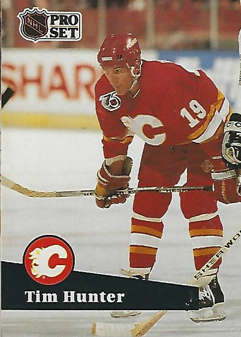 Tim Hunter 1992 NHL Pro Set French Trading Card #366 Calgary Flames - Image 1 of 1