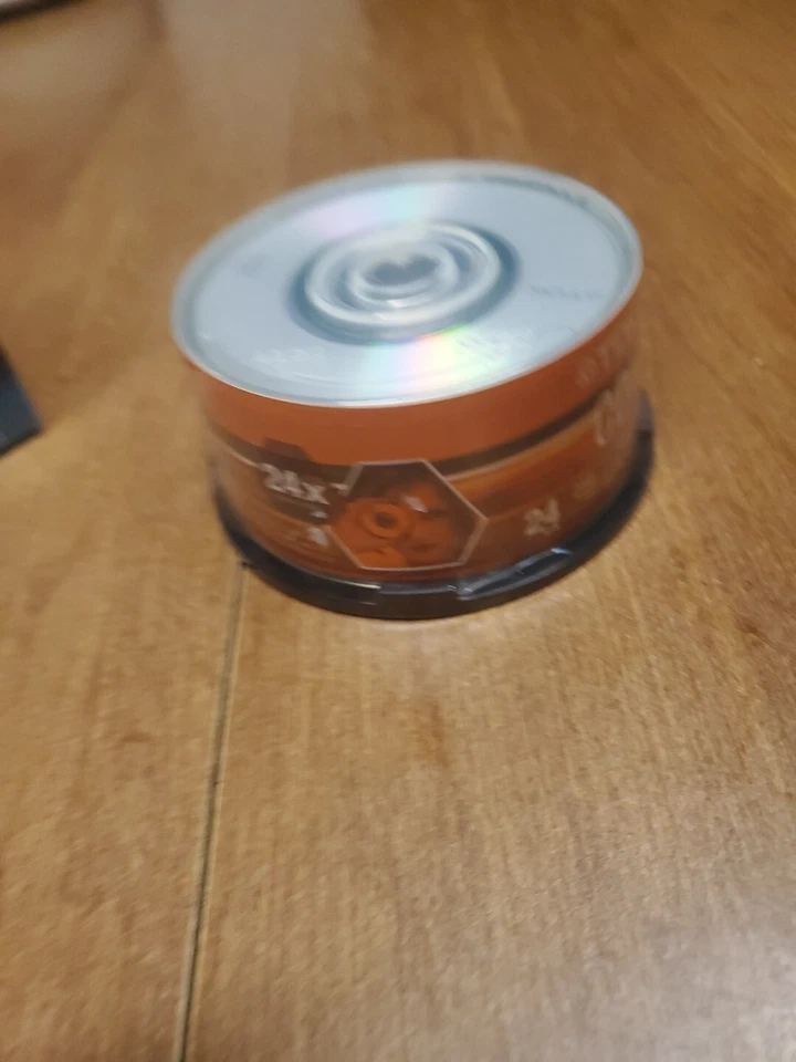 NEW 25 Pack TDK DISCS Data CD-R 24 MINUTE 210MB 24x. For Computer Writers Sealed - Image 1 of 3