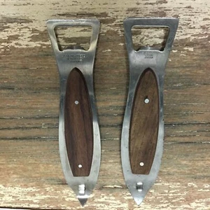 Set 2 apribottiglie a forma di legno in acciaio inox stile danese metà secolo Giappone - Foto 1 di 3