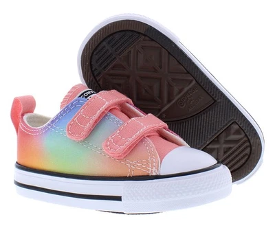 Zapatos Oxford Converse Chuck Taylor All Star 2V para bebés/niños pequeños Foto 1 de 4