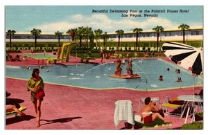 LAS VEGAS, NEVADA - BUSY DUNES HOTEL SWIMMING POOL - VINTAGE LINEN POSTCARD - Picture 1 of 2