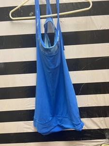 Women "Lululemon" blue workout top w/padded bra area. Size 6 P.O. - Picture 1 of 2