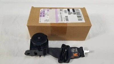 NEW 2018-2022 Buick Enclave Rear Center 3rd Row Seat Belt Retractor 84924336 - Image 1 of 2
