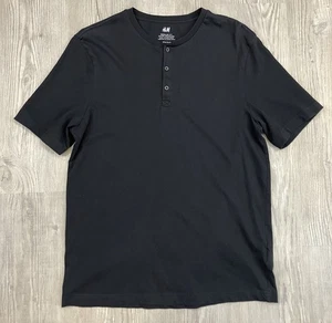 H&M Black Henley Regular Fit Tshirt Men’s Size M - Picture 1 of 5
