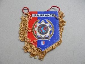 Obsolete International Police Association Paris France Small Badge RY - Picture 1 of 2