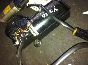 1985 190E WINDSHIELD WIPER MOTOR 201 TYPE BOSCH - Picture 1 of 6