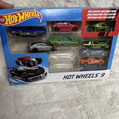 Paquete de regalo de 9 autos Hot Wheels (los estilos pueden variar), multicolor (X6999) Foto 1 de 4