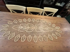 2054🌟Vintage Pineapple Crochet Lace Oval Table Centerpiece Doily 54”x29” Dk Age - Picture 1 of 14