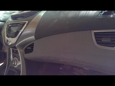 Panel de instrumentos sedán construido en Estados Unidos para 11-13 ELANTRA 10258595 Foto 1 de 4