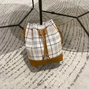 Trendy Women's Bucket Bag Versatile Crossbody Bag Fashion Phone Tote Bag - Photo 1/11