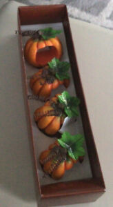 Set of 4 Pumpkin Napkin Rings Holders Wire Vines Fall Halloween Thanksgiving