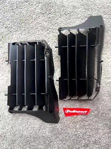HONDA CRF250 R CRF250 R 2020-2021 RADIADOR POLISPORT PERSIANAS PROTECTORES DE RUEDA NEGRO - Imagen 1 de 1