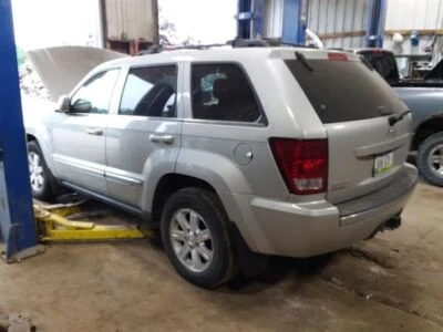 Frenos traseros excluyendo SRT8 para 05-10 Grand Cherokee 1977558 Foto 1 de 4