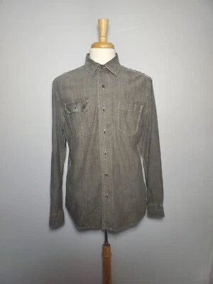 Camisa Converse One Star Gris Manga Larga Con Botones Bolsillos Para Hombre Talla Mediana. Foto 1 de 4