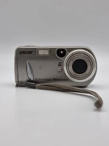 Sony Cyber-shot DSC-P92 Digital Camera 5 Megapixels Kodak Safety Strap Untested - Picture 1 of 11