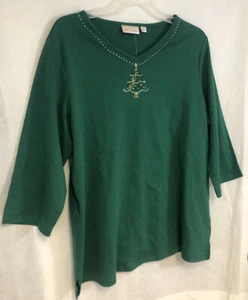 Delights by Quacker Factory grünes Damen-Top mit verziertem Weihnachtsbaum Größe 1X - Bild 1 von 5