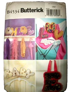Butterick 4534 Sewing Pattern Craft 10" Alphabet Pillow A to Z UNCUT FF OOP 2005 - Picture 1 of 2