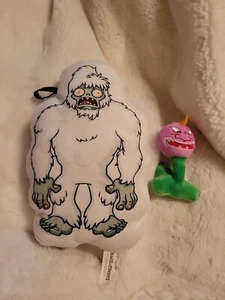 Plants Vs Zombies Yeti Plush Abdominal Snowman Stuffed Animal White Sega Prize  - Picture 1 of 9