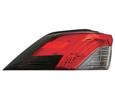 Luz trasera de conductor TOYOTA RAV4 GENUINA cuarto de panel montado 81561-42221 Foto 1 de 4