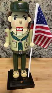 Boy Scouts of America 2015 12.5" Nutcracker USA Flag - Picture 1 of 11